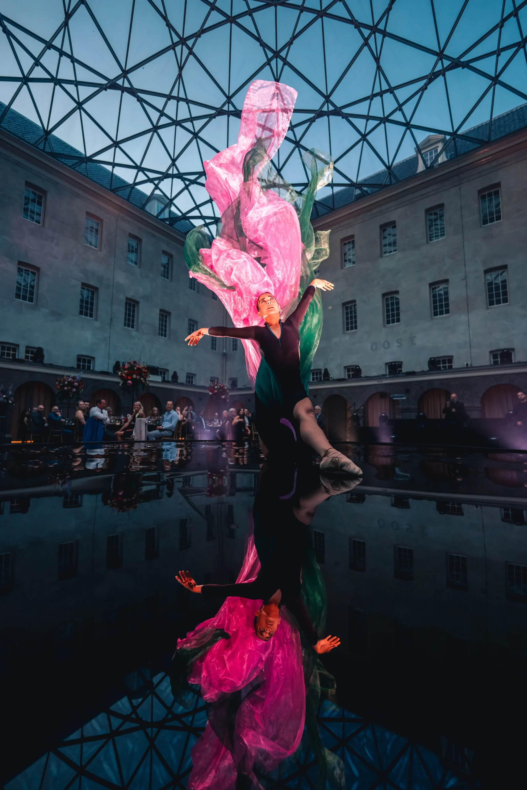 Presidents Club 6 + HOMEPAGINA